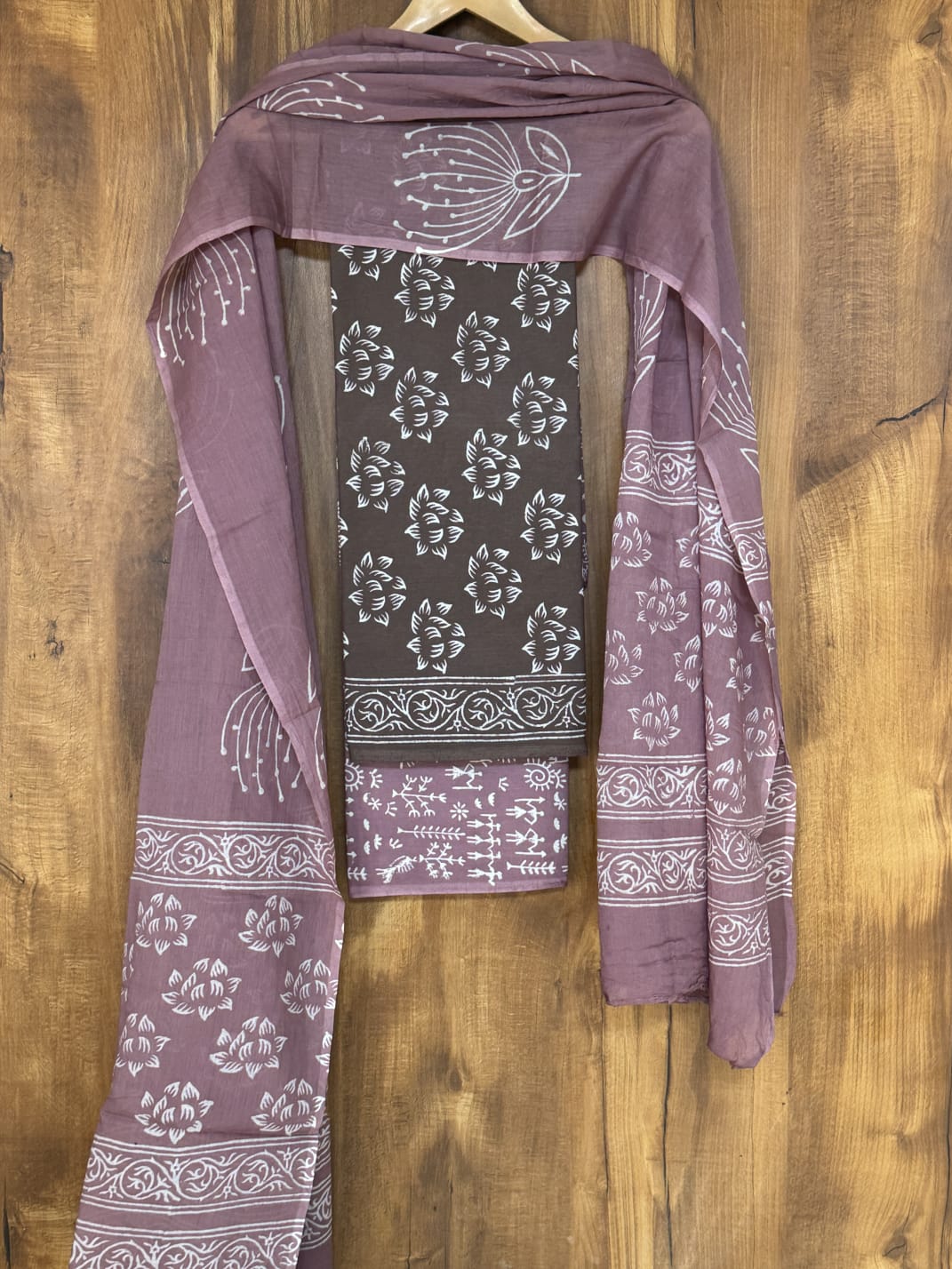 Elegant Ethnic Ensemble
